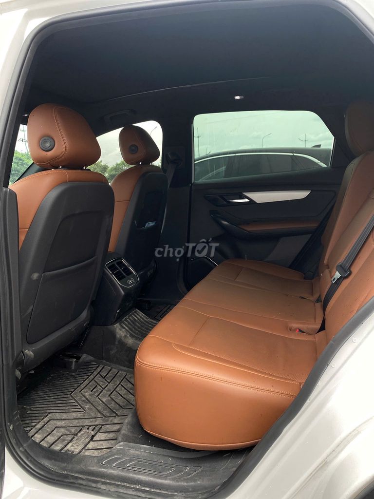 VinFast VF 8 Plus 2023 Trắng Nâu. Mua bán Ô tô tại Quận Nam Từ Liêm Hà Nội được đăng bởi Duy Quang GF hình 4