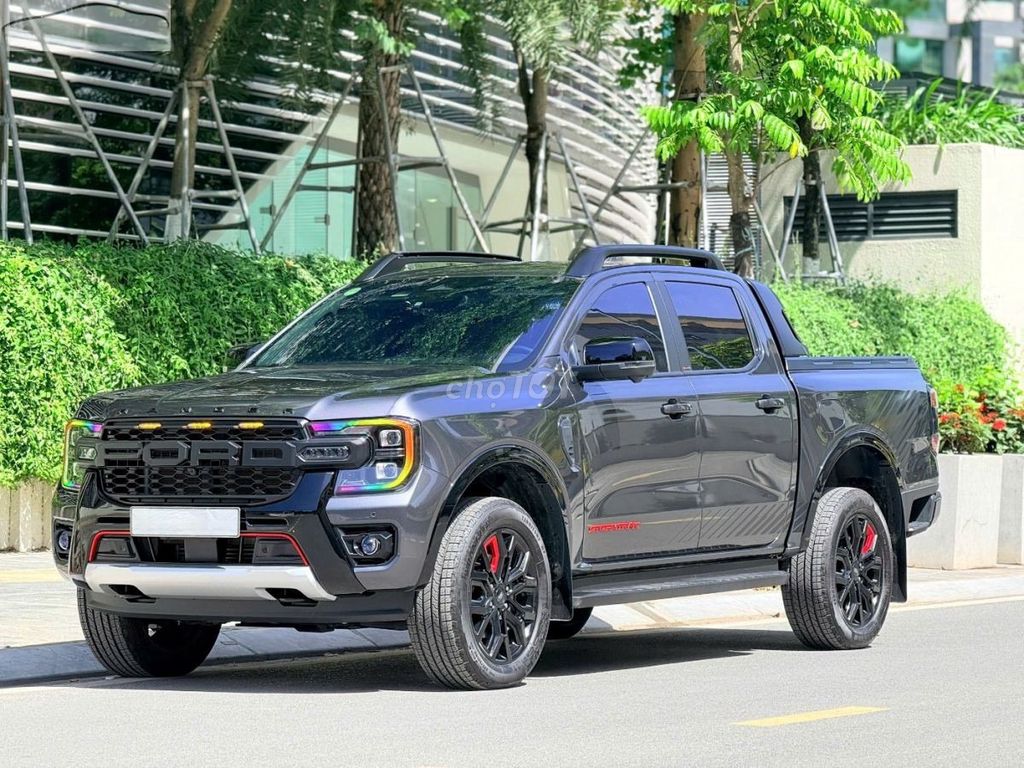 Форд Рейнджер Штормтрак 2025, 2,0 л, 4x4 AT, серый