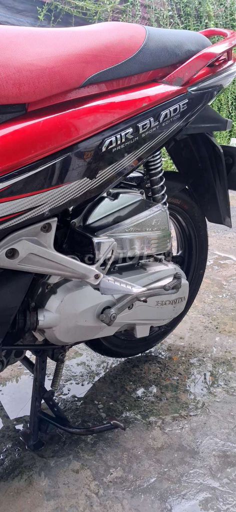 Honda Air Blade 110 FI 2011, красно-черный, пробег 73986 км