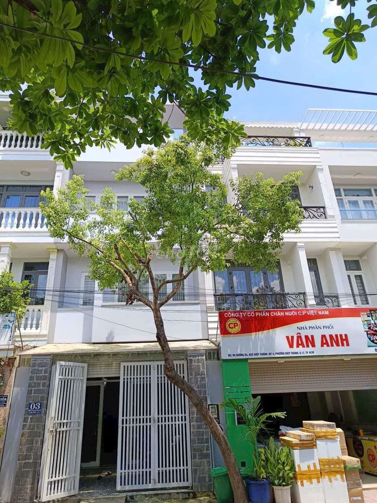 Nhà KDC Hiệp Thành City, vị trí đẹp nhất khu, trước nhà là công viên