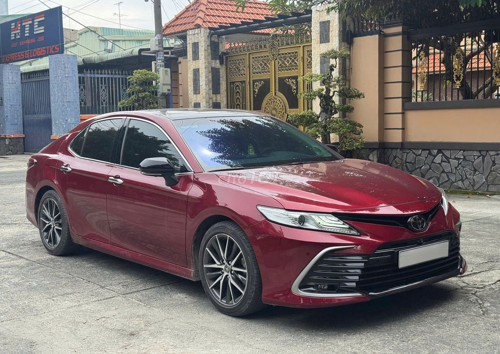 Camry 2022 2.5Q ht ngân hàng 80% toàn quốc. Mua bán Ô tô tại Quận 12 Tp Hồ Chí Minh được đăng bởi NHI Ô TÔ AN SƯƠNG hình 2