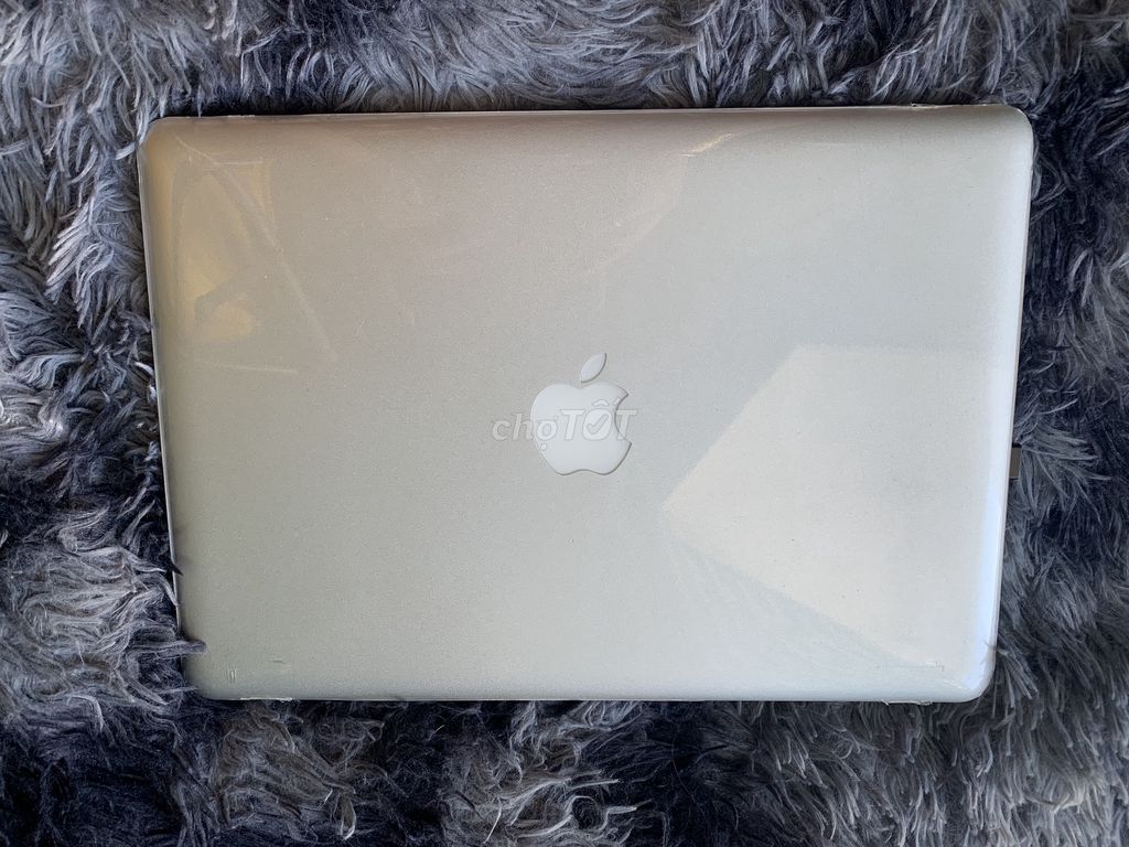 Macbook pro 2011 13 inch MC700 i5