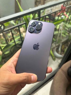 iphone 14 pro max 256gb lock tím đẹp 98% pin 88%. Mua bán Điện thoại tại Quận Đống Đa Hà Nội được đăng bởi Đức