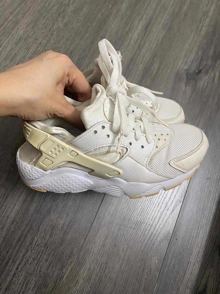 pass giày nike bao real bé size 35 chân 22cm