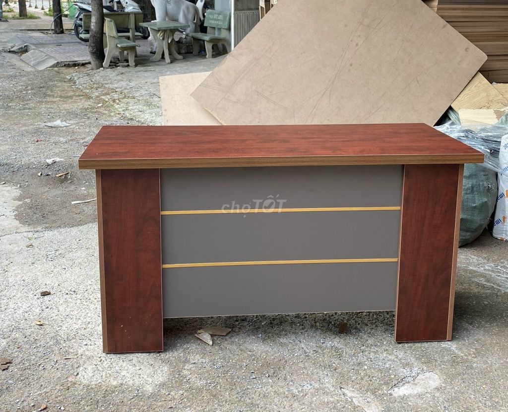 bàn trưởng phòng kế toán ván mdf chống ẩm