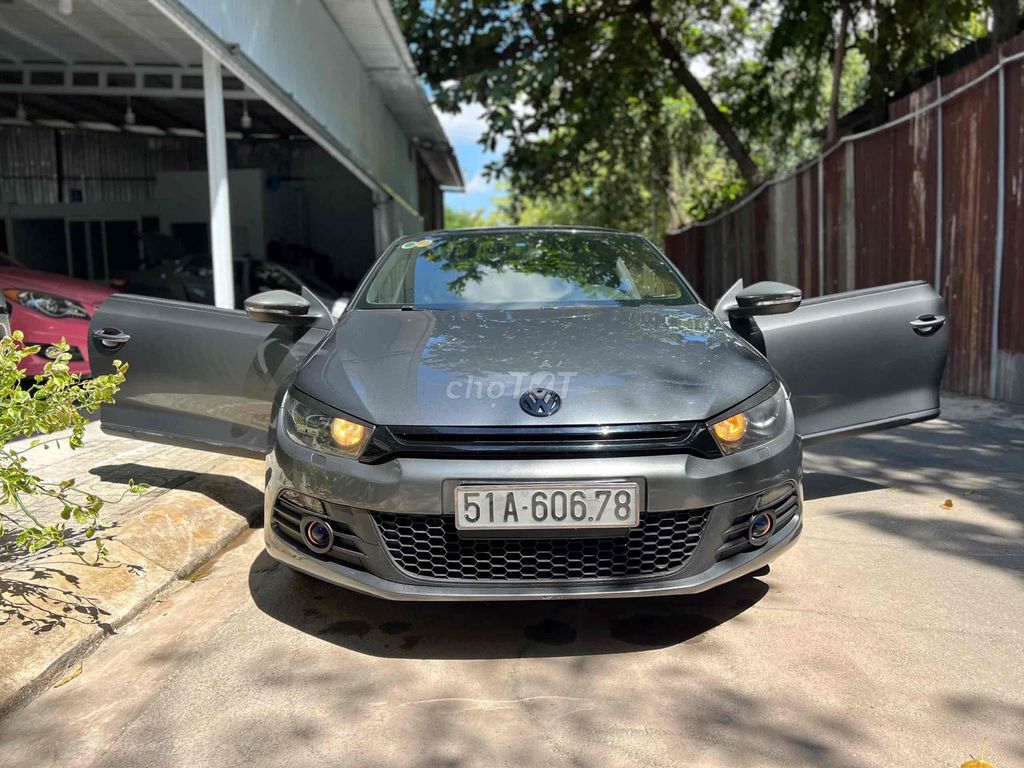 Volkswagen Scirocco 2010 - 52000 km