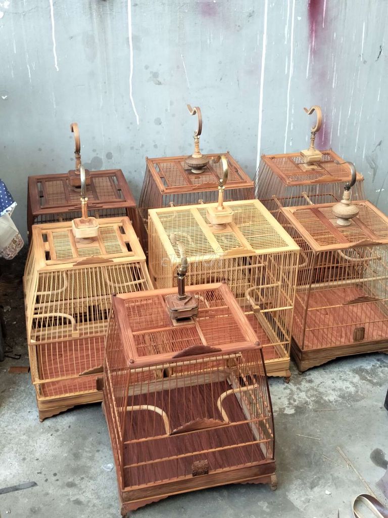 Lồng chim gỗ màu Nâu. Mua bán Phụ kiện, Thức ăn, Dịch vụ tại Quận Tân Phú Tp Hồ Chí Minh được đăng bởi Huỳnh Minh Khánh hình 1
