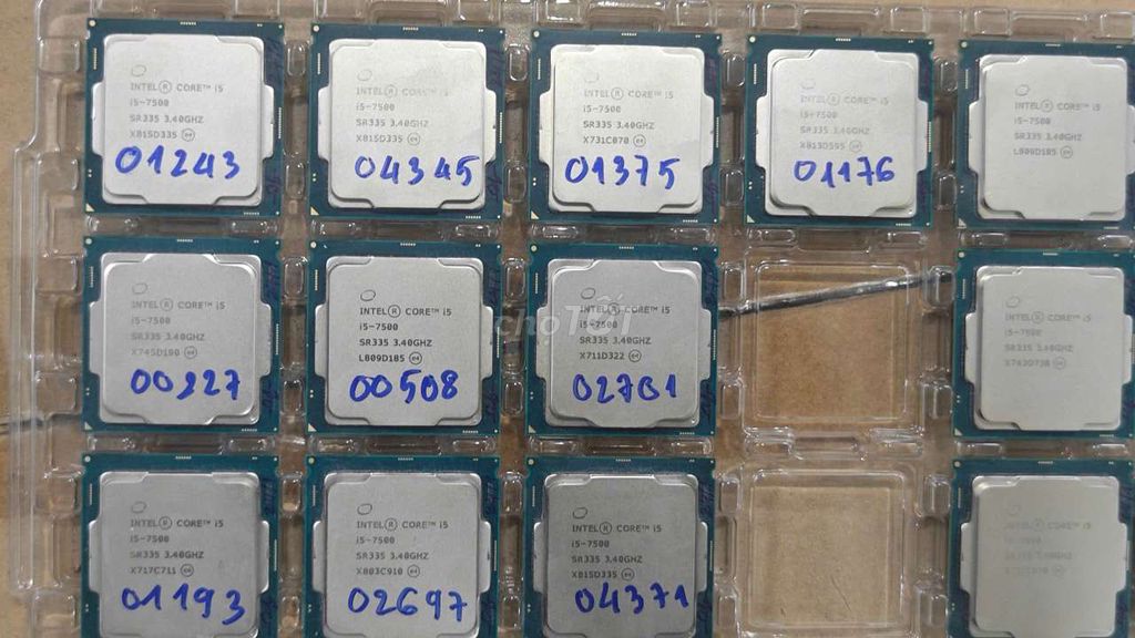 36 EM I5 7400 7500 LÀM CẢ GIÁ 500K/1C LẺ 650K/1C. Mua bán Linh kiện (RAM, Card...) tại Quận Tân Bình Tp Hồ Chí Minh được đăng bởi Phan Thịnh hình 1