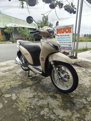 HONDA SH MODEL NGUYÊN ZIN ÁO KEO. Mua bán Xe máy tại Huyện Bình Tân Vĩnh Long được đăng bởi MƯỜI   BÌNH TÂN VL