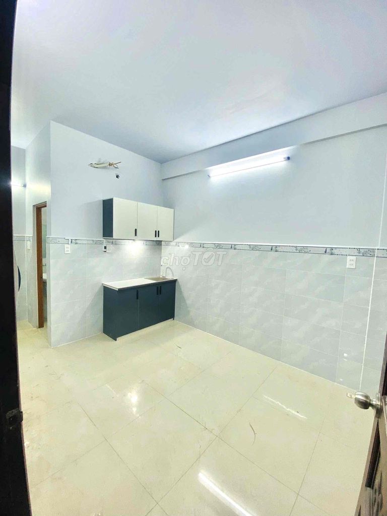 Аренда · 1 комн. · 25 м² · Quận 8, ул. Gần Bến Xe Quận 8