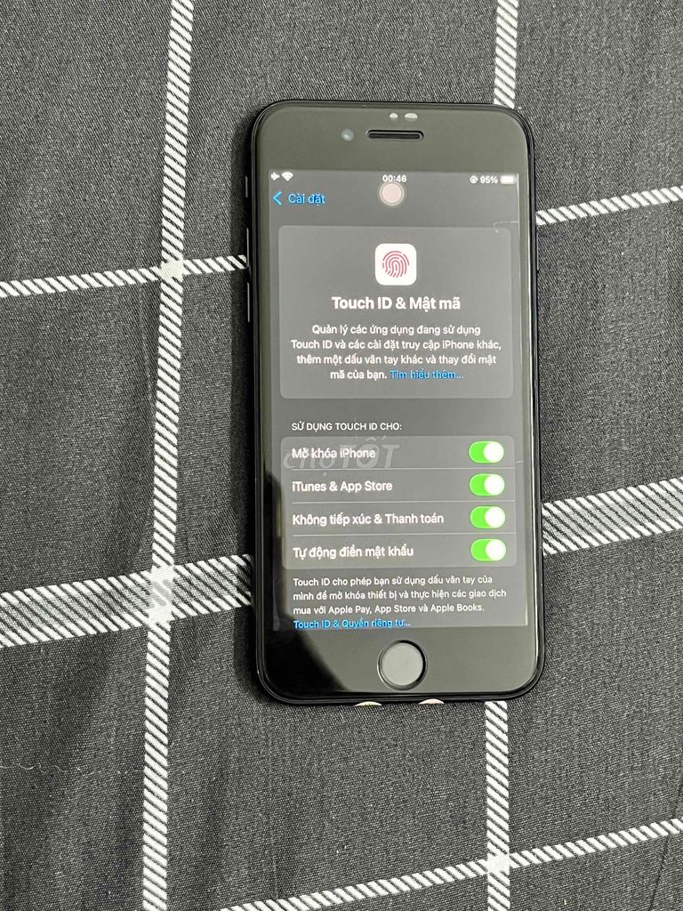 Apple iPhone SE 3 64GB Đen. Mua bán Điện thoại tại Quận Đống Đa Hà Nội được đăng bởi Bili hình 1