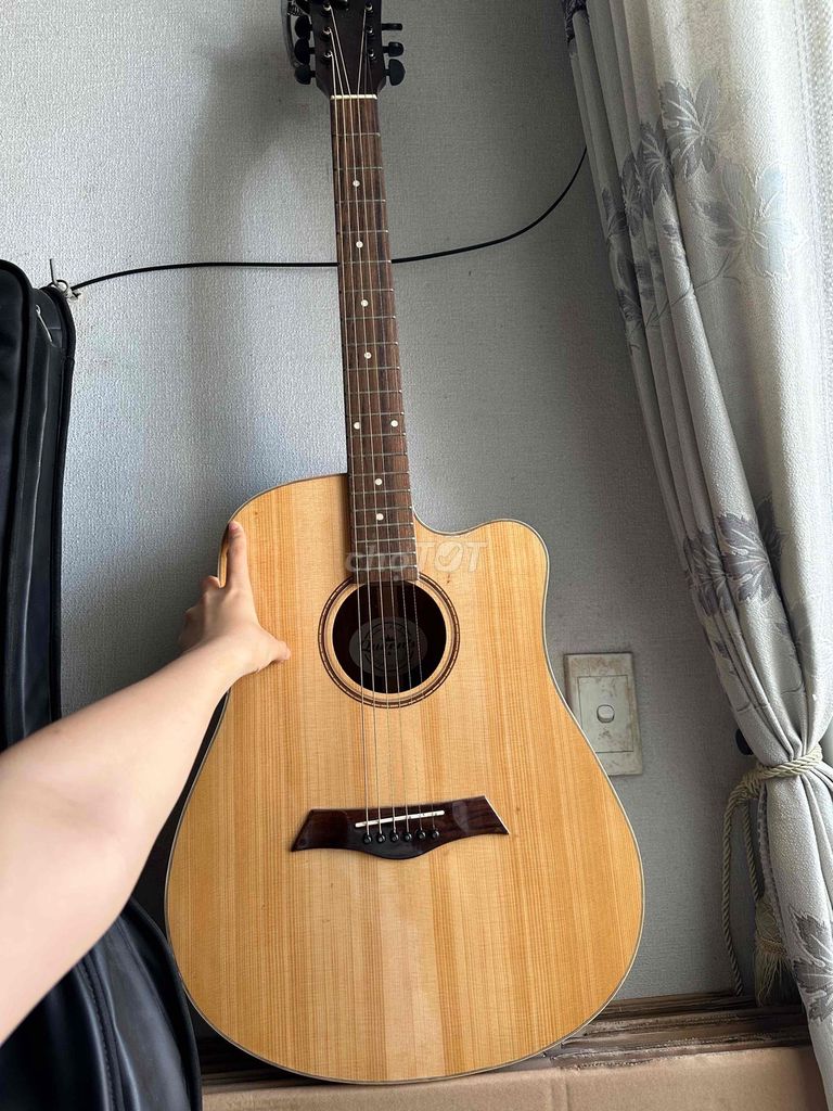 Đàn guitar. Mua bán Nhạc cụ tại Quận Tân Phú Tp Hồ Chí Minh được đăng bởi Thu Hằng hình 1
