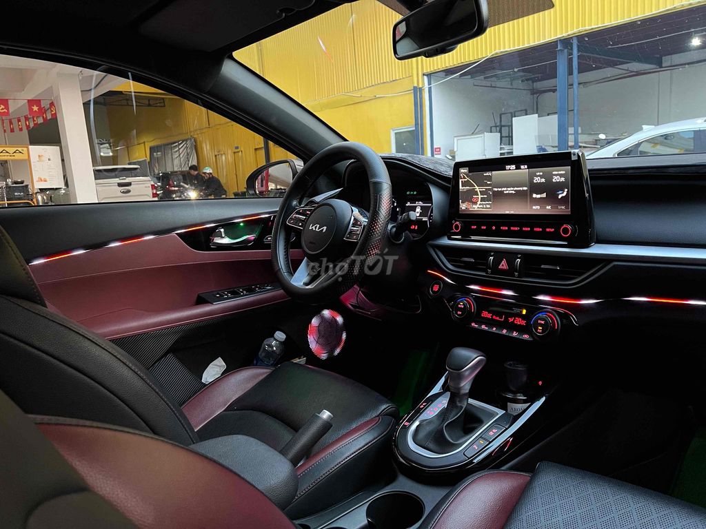 Kia K3 2023 Premium 1.6 AT - 25000 km. Mua bán Ô tô tại Quận Tân Phú Tp Hồ Chí Minh được đăng bởi Nguyễn Tân Xe Lướt  hình 8