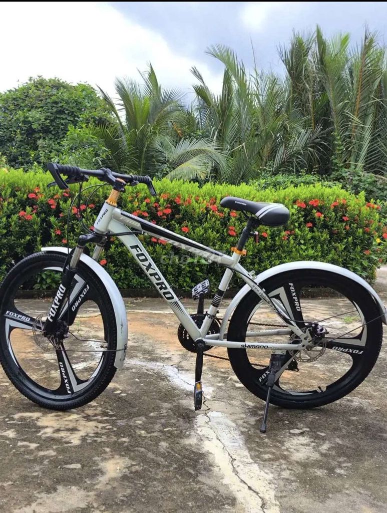 Cần bán xe đạp giá siu rẻ. Mua bán Xe đạp tại Huyện Vĩnh Thuận Kiên Giang được đăng bởi Lê Khả hình 1