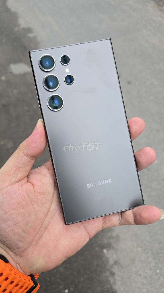 Samsung Galaxy S24 Ultra Xám. Mua bán Điện thoại tại Quận Gò Vấp Tp Hồ Chí Minh được đăng bởi Công Nguyễn hình 1