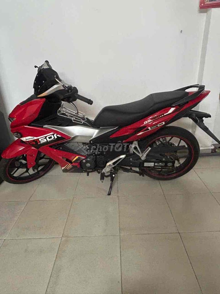 xe ngoại hình đẹp,máy móc zin,keng như new,bstp. Mua bán Xe máy tại Quận Tân Phú Tp Hồ Chí Minh được đăng bởi Minh Hùng hình 3