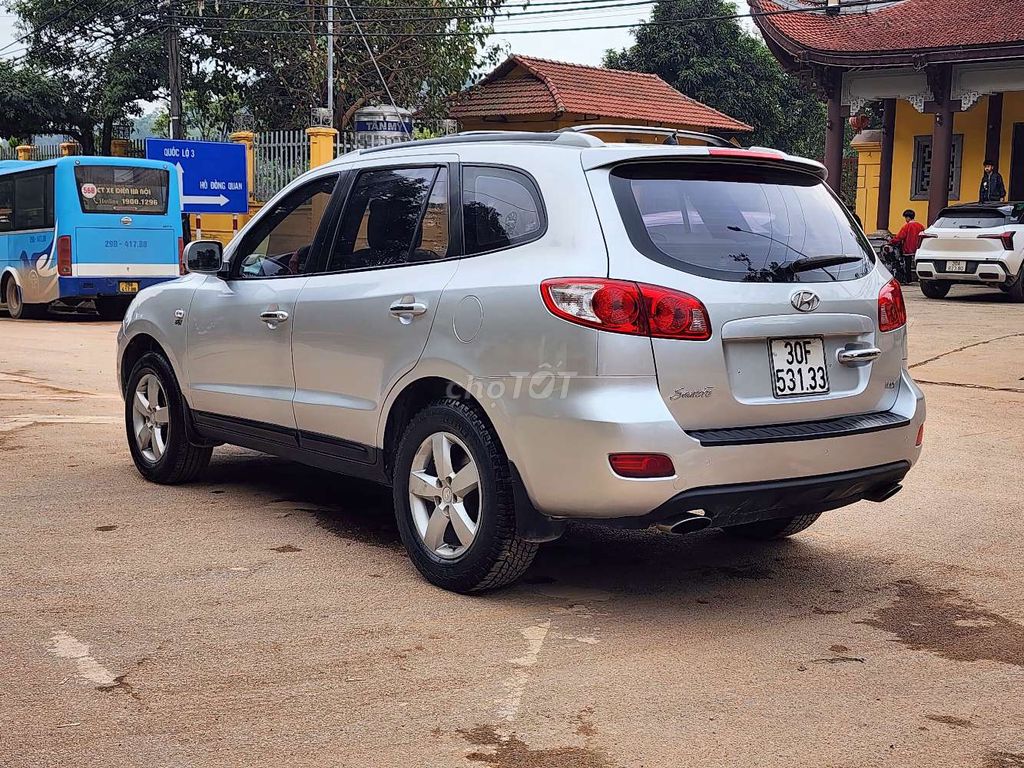 Huydai santafe lăn bánh 2008 ,đẹp xuất sắc. Mua bán Ô tô tại Huyện Sóc Sơn Hà Nội được đăng bởi Thế Auto  hình 3