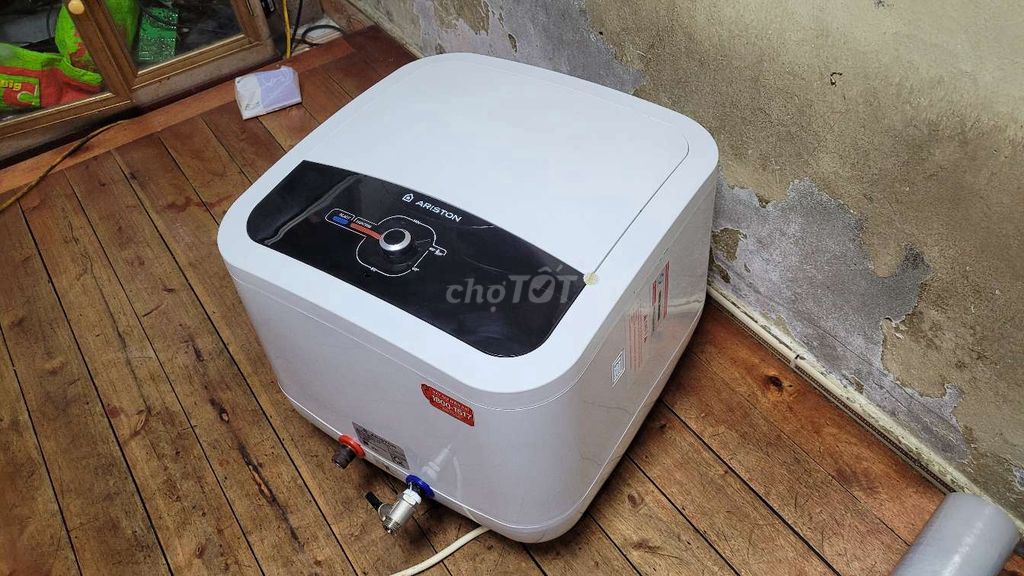 Bình Ariston 30l cao cấp mới 99% thanh lý rẻ nhanh