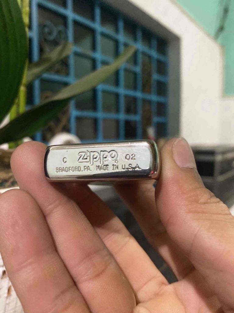 ZIPPO-2002-VỎ RUỘT TRÙNG CHỦ ĐỀ ĐẢO-OKINAWA..!