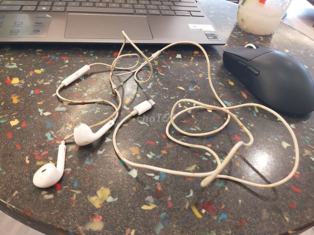Tai nghe Apple Lightning Zin Cũ. Mua bán Tivi, Âm thanh tại Quận 4 Tp Hồ Chí Minh được đăng bởi Tuấn hình 1