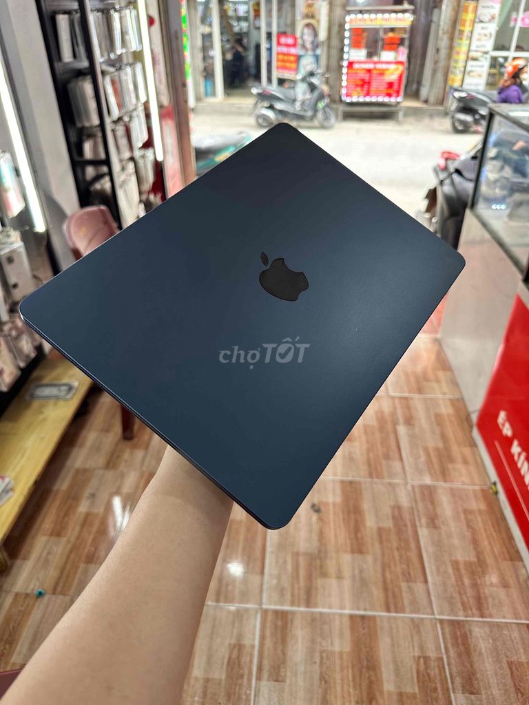 Apple Macbook M2 13 inch 16GB/256GB. Mua bán Laptop tại Quận Bắc Từ Liêm Hà Nội được đăng bởi Mạnh Tuân hình 1