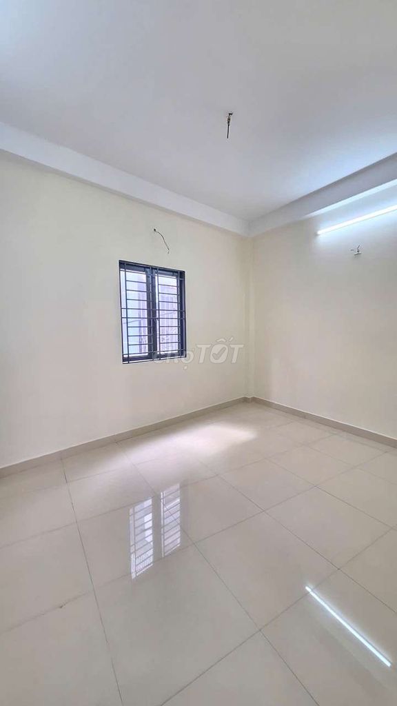Продажа дома, переулок Лак Лон Куан, 3 этажа, площадь 4,2х13