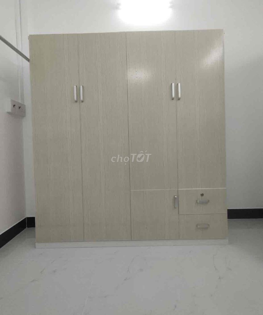 Tủ nhựa 4 cánh. Mua bán Tủ, kệ gia đình tại Quận Bình Thạnh Tp Hồ Chí Minh được đăng bởi Hong Le hình 1