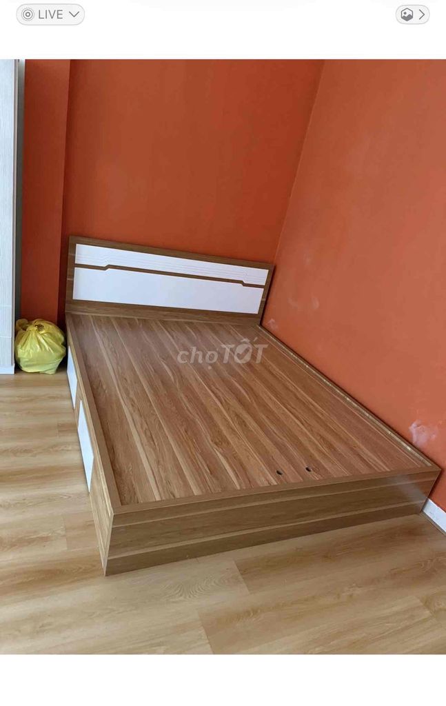 Giường ngủ Gỗ MDF Vân gỗ, Trắng 1m6x2m. Mua bán Giường, chăn ga gối nệm tại Thành phố Thủ Dầu Một Bình Dương được đăng bởi hạnh hình 1