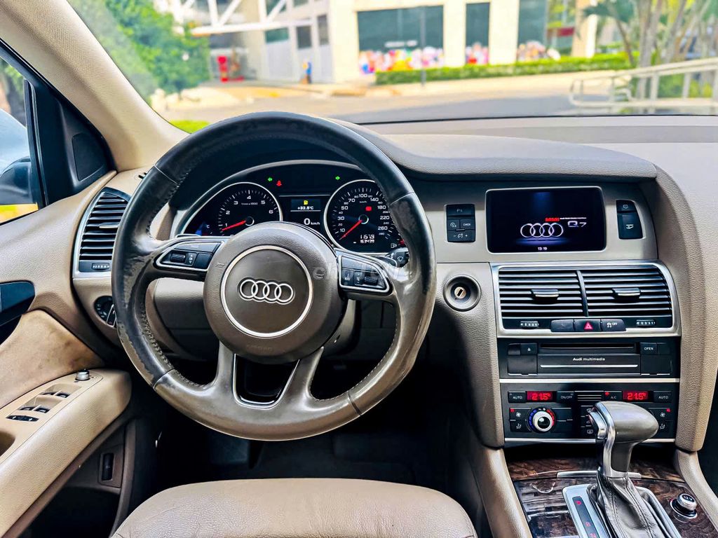 Audi Q7 3.0 AT 2015 Full option - Màu Trắng. Mua bán Ô tô tại Quận 7 Tp Hồ Chí Minh được đăng bởi JENNIE hình 6