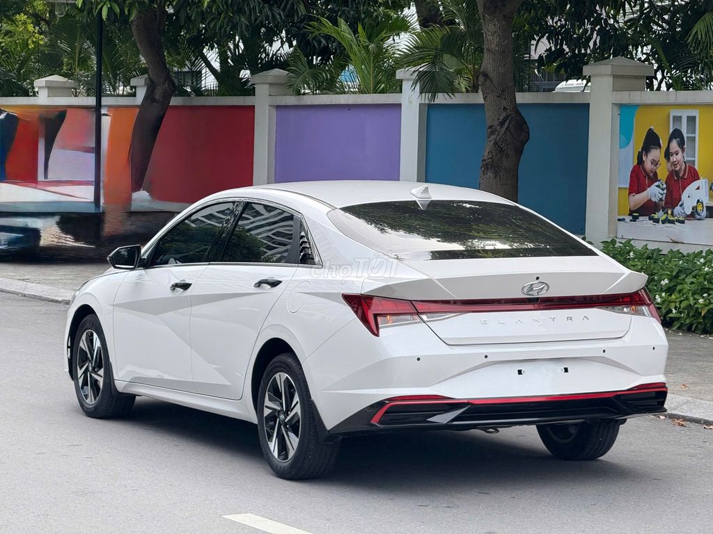 Elantra 1.6 sx 2022 model 23 đặc biệt. Mua bán Ô tô tại Quận Long Biên Hà Nội được đăng bởi PHÚC LÂM  AUTO hình 5