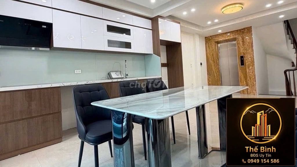 Продается дом 8 этажей, тайский лифт Hoang Van, 40 м2, 17 млрд долларов