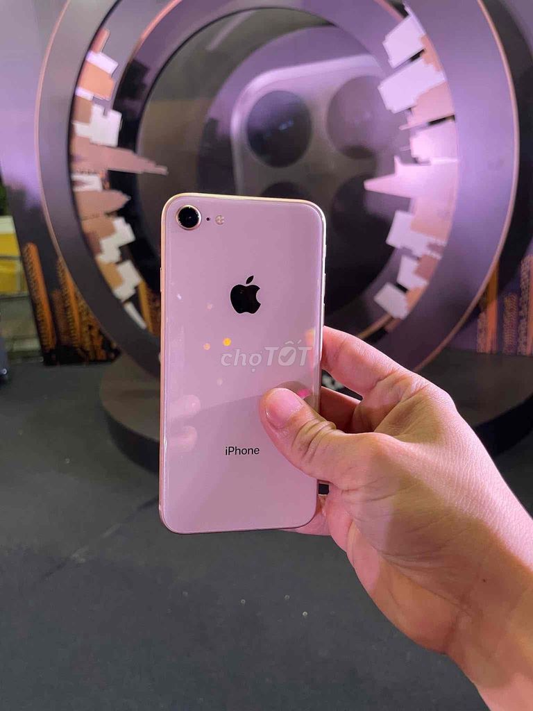 Apple iPhone 8 Hồng Quốc tế zin Chuẩn. Mua bán Điện thoại tại Quận Sơn Trà Đà Nẵng được đăng bởi Lê Thi Diem Quynh hình 1