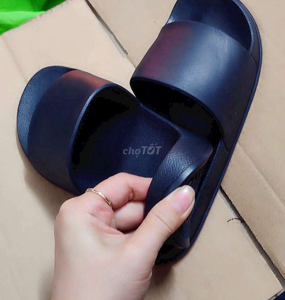 Dép đúc Cao su Đen, Nâu, Kem 35-42. Mua bán Giày dép tại Thành phố Thuận An Bình Dương được đăng bởi Nguyễn Vân hình 1