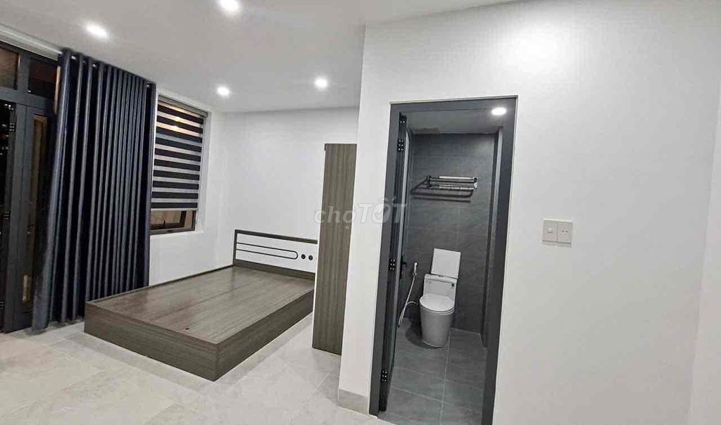 CHO THUÊ NHÀ MỚI 3,5 TẦNG 6 PHÒNG NGỦ KĐT PHƯỚC LONG GIÁ