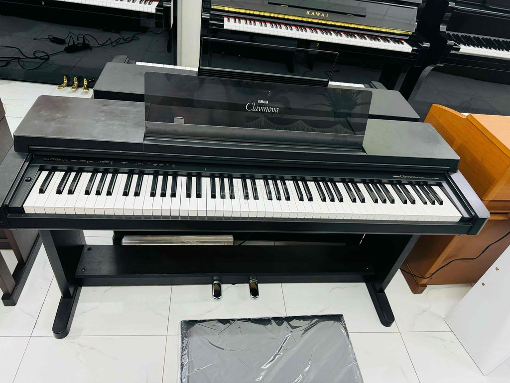 piano yamaha Clp550 zin bh 1 năm