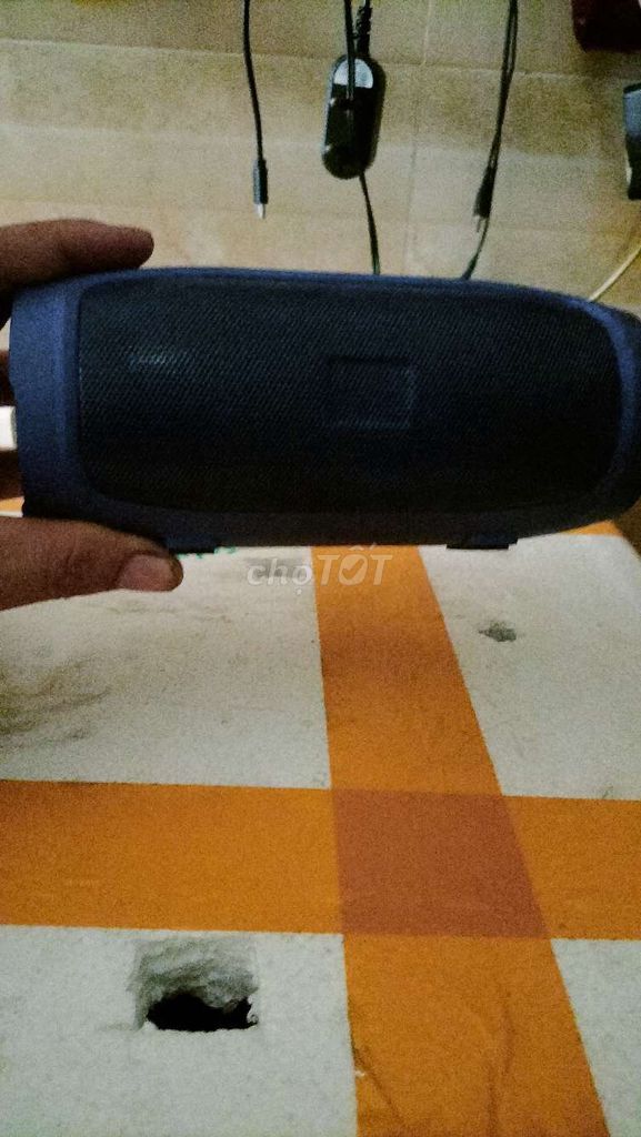 Loa Bluetooth ChargeMini Xanh. Mua bán Tivi, Âm thanh tại Quận Bình Tân Tp Hồ Chí Minh được đăng bởi Quỳnh Hương hình 1