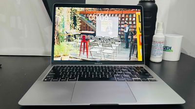 MacBook Air M1 2020, 8GB/256GB, Đẹp, Zin. Mua bán Laptop tại Quận 8 Tp Hồ Chí Minh được đăng bởi Nguyễn Nhật Thiên