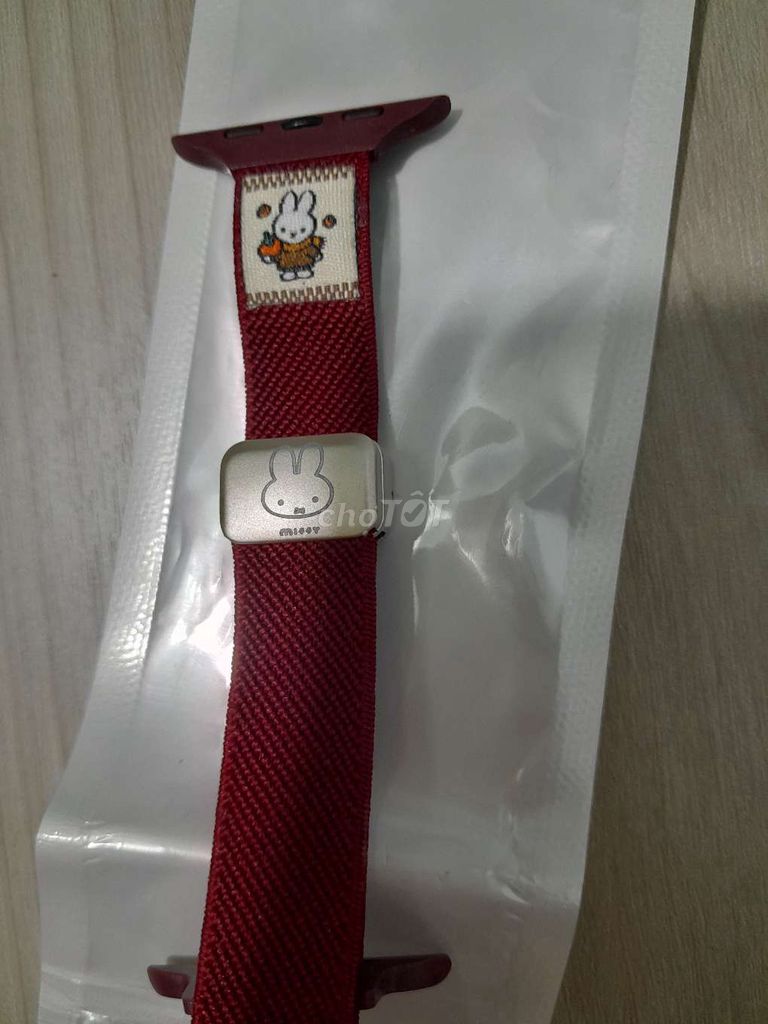 Dây đeo Apple Watch series 11 44mm/45mm/49m. Mua bán Phụ kiện thời trang khác tại Thành phố Vũng Tàu Bà Rịa - Vũng Tàu được đăng bởi Huệ Trần hình 1