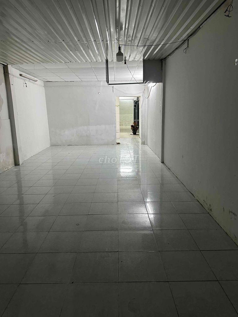 Rent · 1 bd · 70 м² · Quận 8, ул. Đường Phạm Thế Hiển