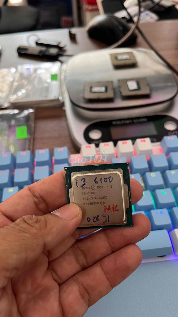 CPU I3-6100(3.70GHz x 4). BH 3T