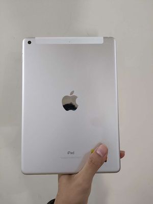 iPad Gen 5 32GB có 4G Silver 99% Pin trên 98% zin