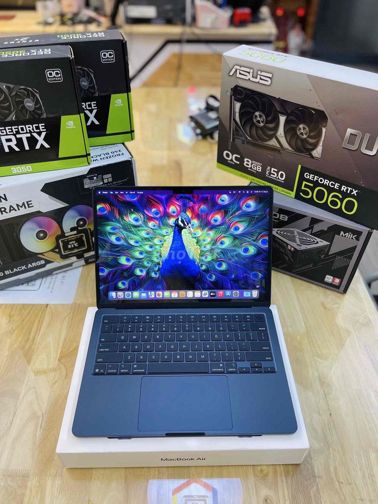 Apple Macbook Air M4 16G/256G/Pin 100% Bhh 8/2026. Mua bán Laptop tại Quận Ninh Kiều Cần Thơ được đăng bởi mua bán laptop Thành Võ Cần Thơ hình 1