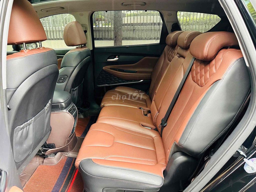 Hyundai Santa Fe 2024 2.2 Dầu Cao Cấp - 39012 km. Mua bán Ô tô tại Quận Cầu Giấy Hà Nội được đăng bởi Tuấn hình 13
