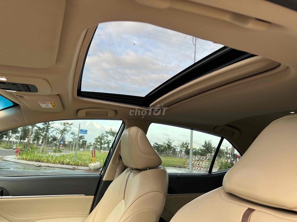 Toyota Camry 2021 2.5Q đen VIP 1 chủ tuyệt đẹp. Mua bán Ô tô tại Thành phố Thủ Đức Tp Hồ Chí Minh được đăng bởi Mr Điệp  hình 10