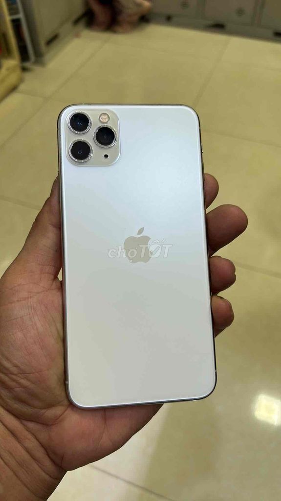Apple iPhone 11 Pro Max 256GB Bạc Đã sử dụng. Mua bán Điện thoại tại Quận Bình Thạnh Tp Hồ Chí Minh được đăng bởi Tấn Mobile hình 1