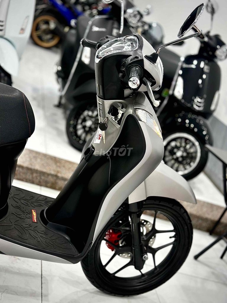 ShMode 2017 zin êm ( Hỗ trợ Trả GÓP ) 🔥🔥🔥. Mua bán Xe máy tại Thị xã Phú Mỹ Bà Rịa - Vũng Tàu được đăng bởi Cửa Hàng Xe Máy Phú Mỹ hình 5