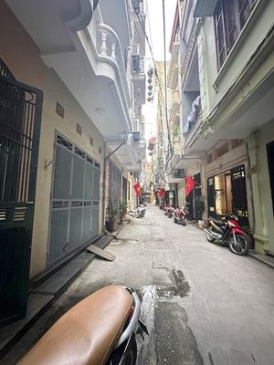 Townhouse 32 m² · Phố Kim Ngưu
