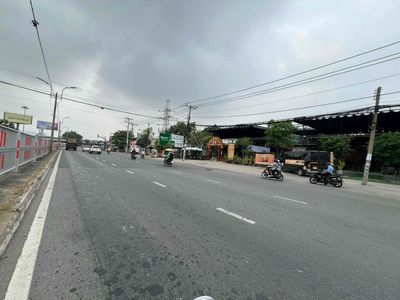 Cho Thuê 3 mặt tiền Quốc Lộ 13. Cho thuê văn phòng, mặt bằng kinh doanh tại Thành phố Thủ Đức Tp Hồ Chí Minh được đăng bởi Phong