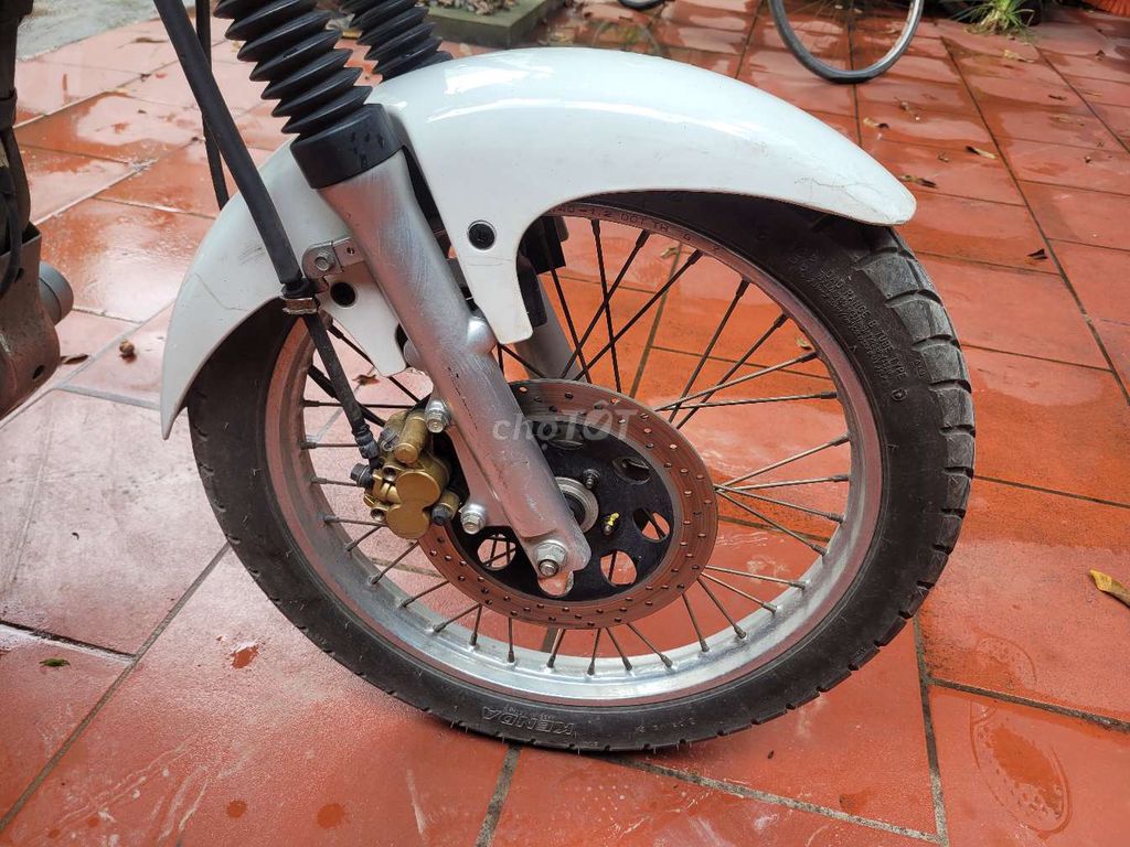 Husky 125 ít sử dụng nên muốn nhượng lại em nó. Mua bán Xe máy tại Huyện Chương Mỹ Hà Nội được đăng bởi Albert Dan hình 3