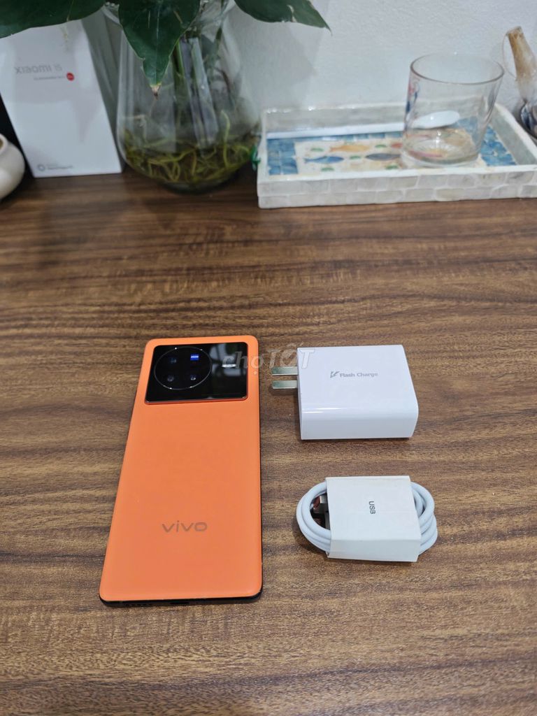 Vivo X80 5G 8/256 Cam sạc 80w có ship COD. Mua bán Điện thoại tại Quận Hoàng Mai Hà Nội được đăng bởi Trần Ngọc Hiếu hình 1